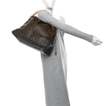 LOUIS VUITTON Monogram Artsy MM