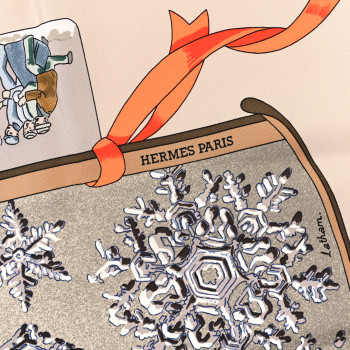 HERMES Silk Neige d' Antan Scarf 90