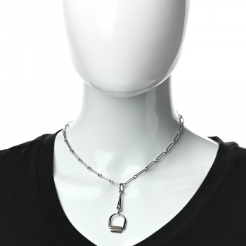 【HERMES】Heritage Equestre pendant, large model Heritage Equestre pendant, large model | Hermès USA