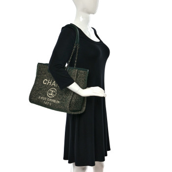 CHANEL Mixed Fibers Calfskin Small Deauville Tote Green
